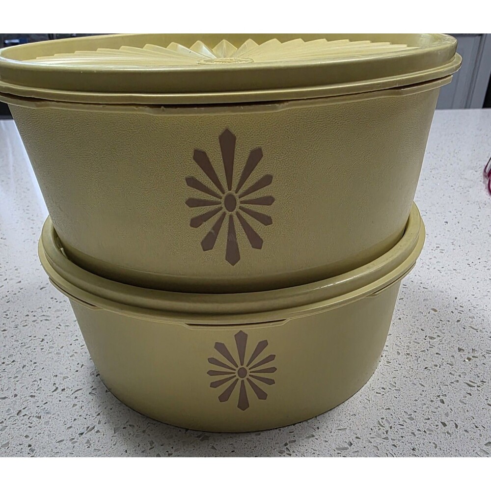 2 Vintage Servalier Tupperware Canister Sunburst harvest gold 1204-8